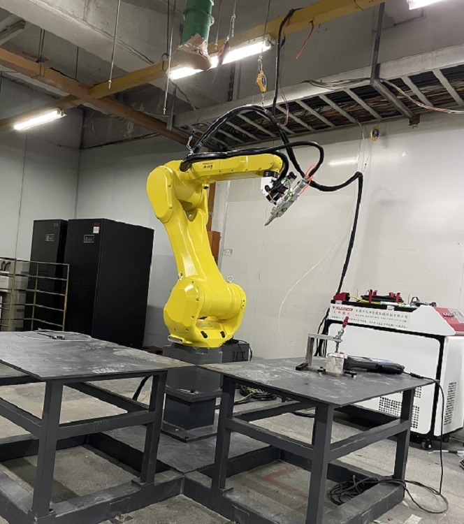 三維激光切割機設(shè)備